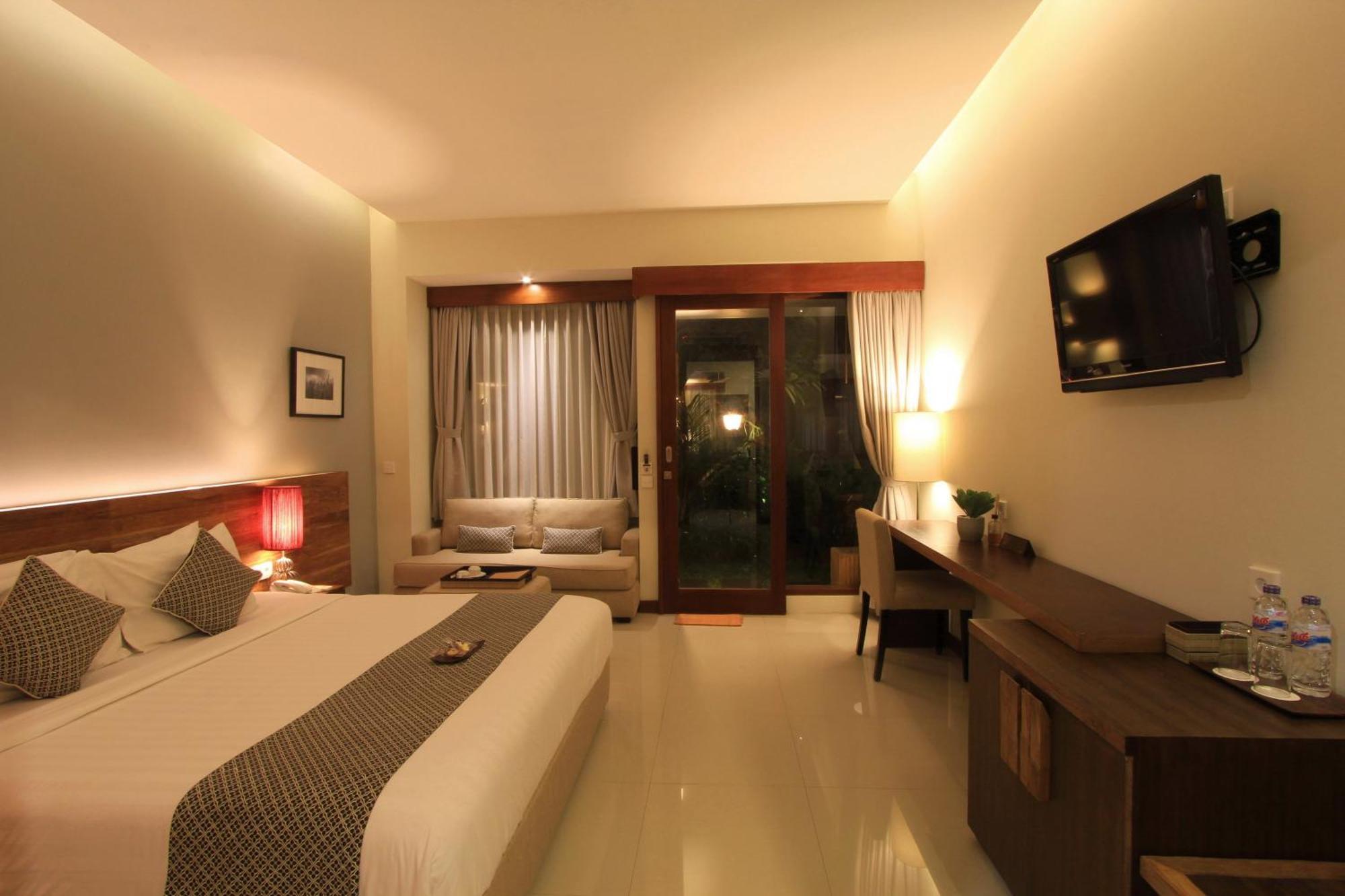 Uma Karan Hotel Kuta  Exterior photo