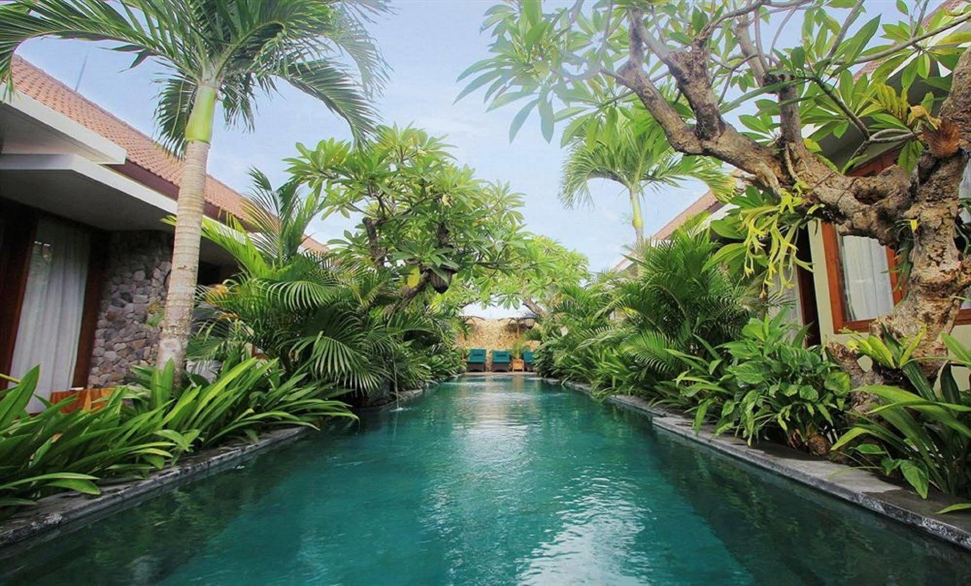 Uma Karan Hotel Kuta  Exterior photo